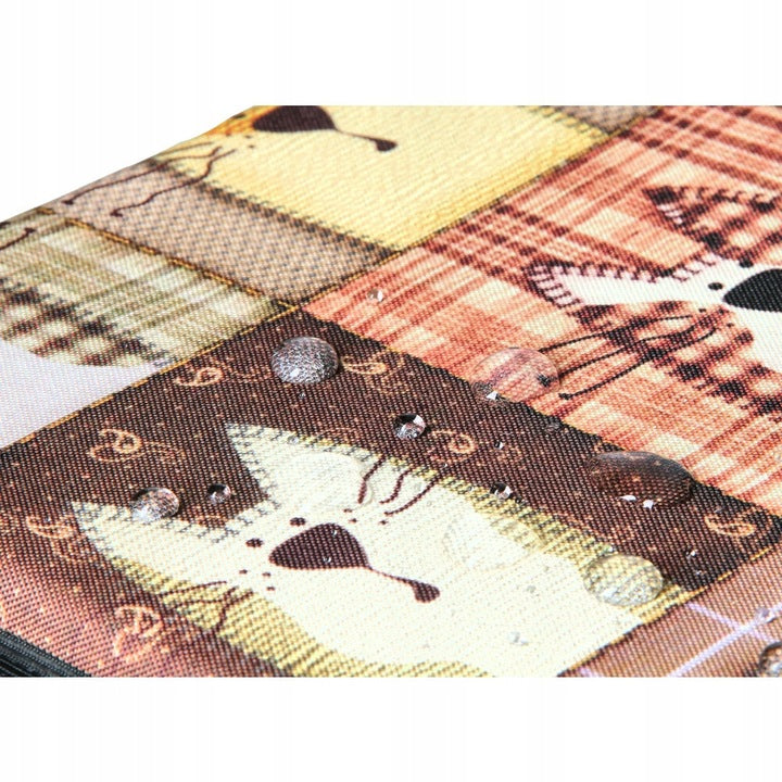 Katės pagalvė su raštais