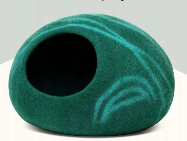 Kačių guolis urvas 40X40X25