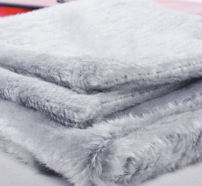 Ant radiatoriaus pakabinamas hamakas katėms